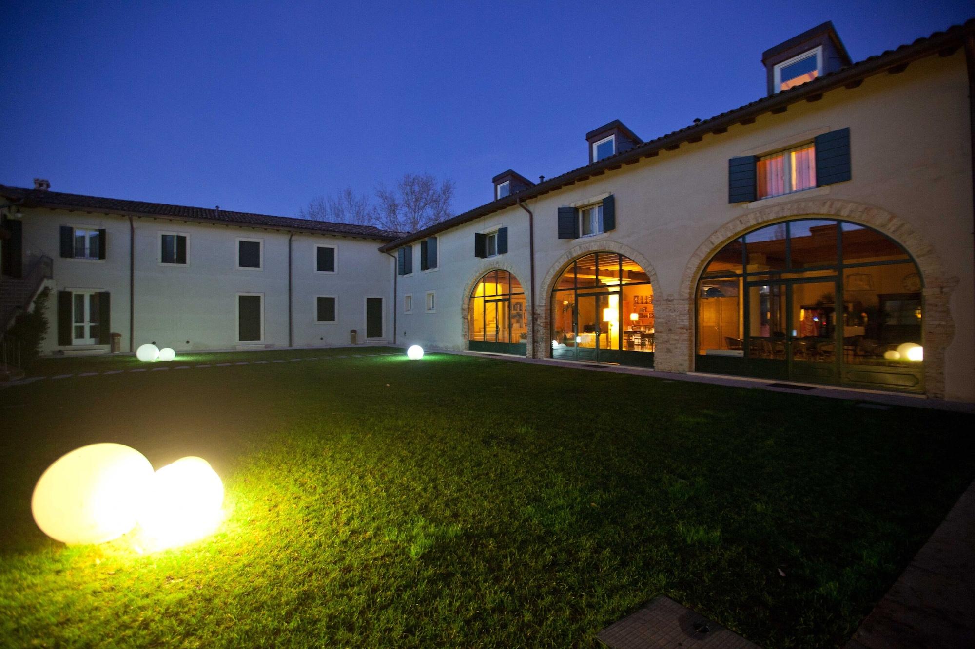 Relais Corte Paradiso بسكييرا ديل غاردا المظهر الخارجي الصورة