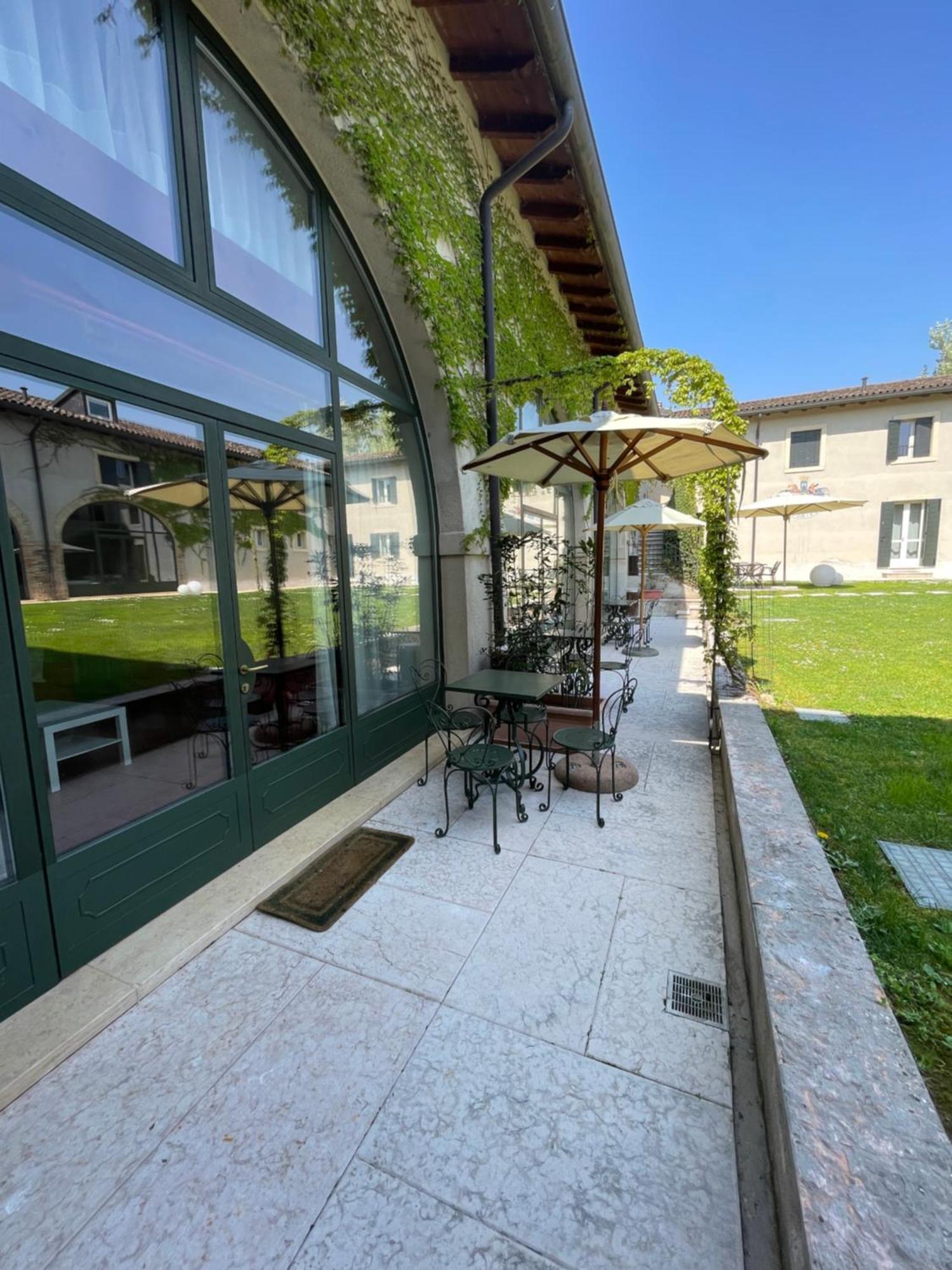 Relais Corte Paradiso بسكييرا ديل غاردا المظهر الخارجي الصورة